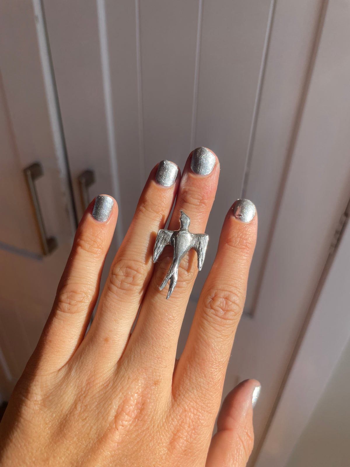 SWALLOW size H/4
