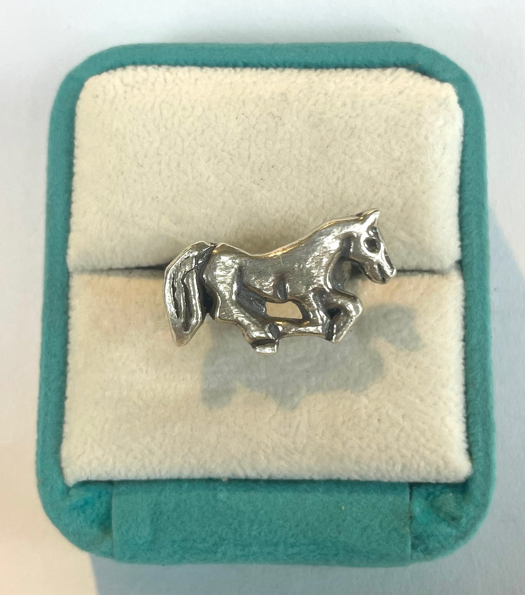 super chunky horse: size L/5¾