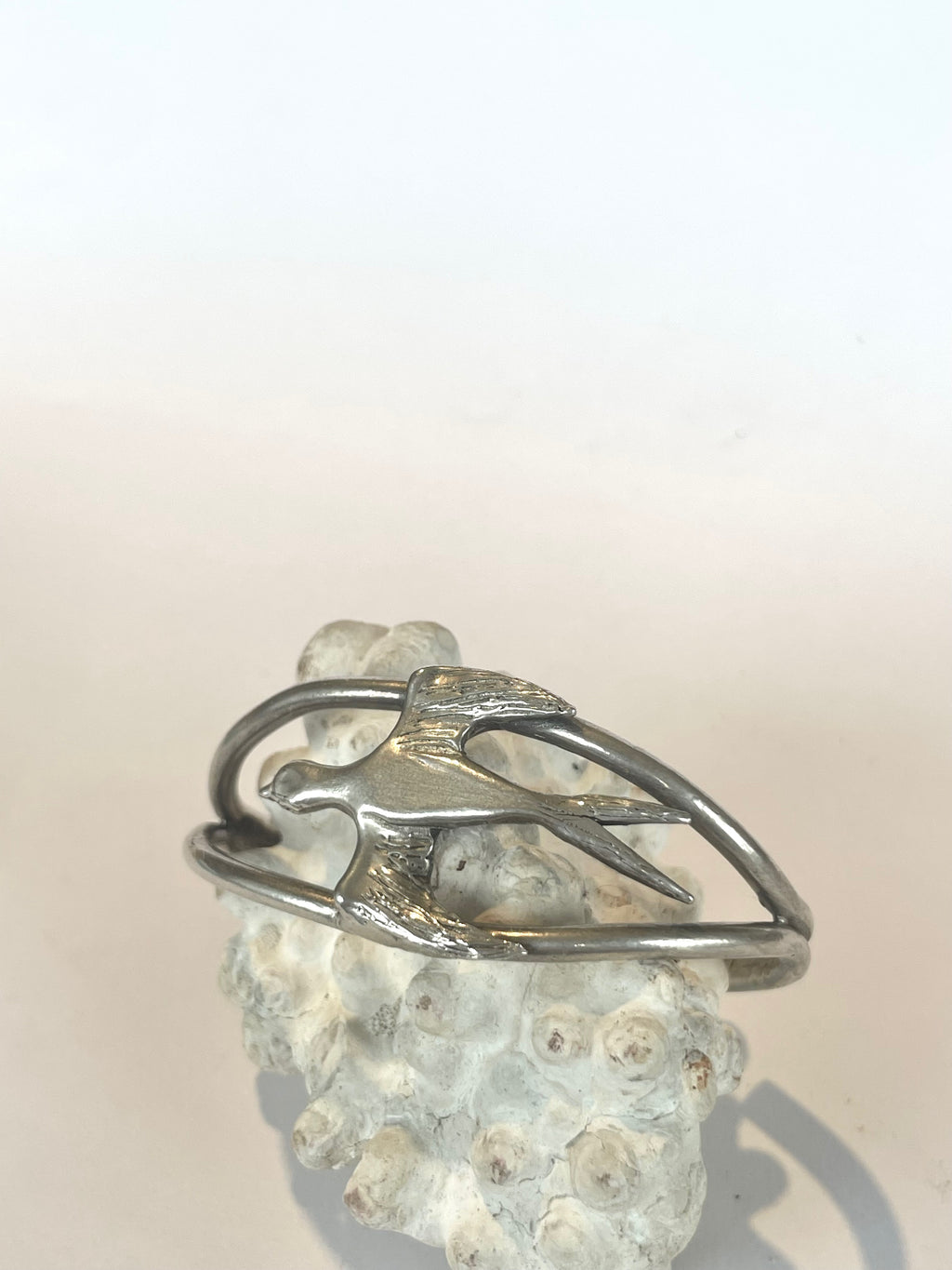 double split swallow cuff: size S/M