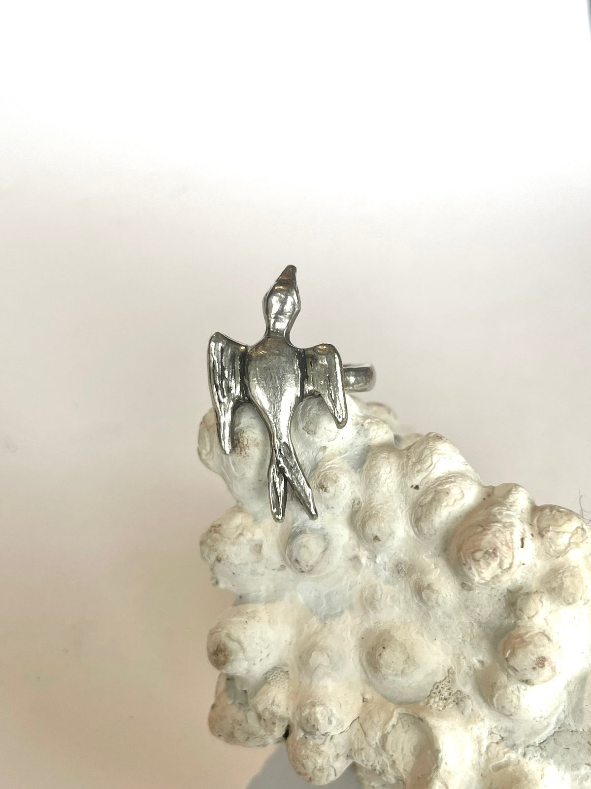 the swallow: size J/4¾